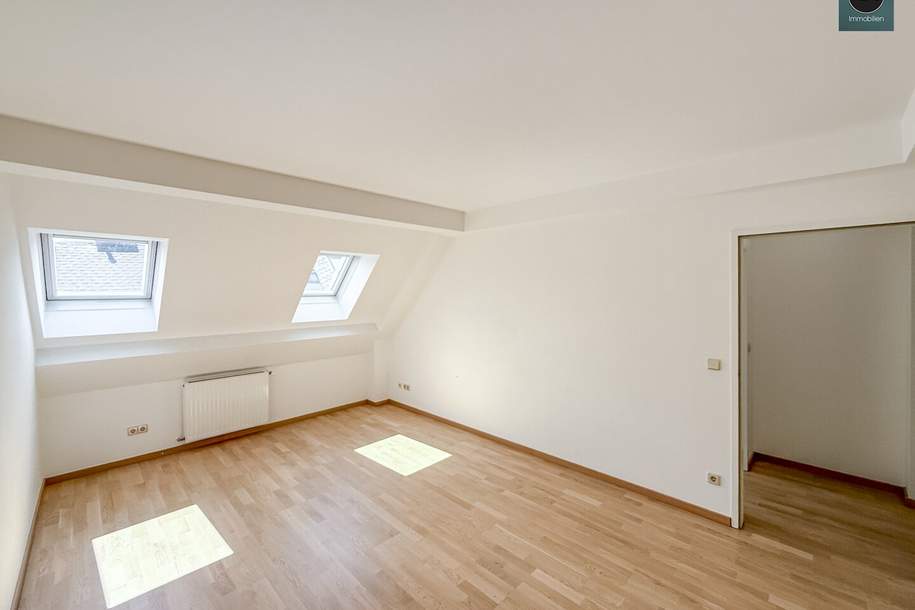 Traumbüro! Dachgeschoss Maisonette mit Terrasse, mitten im 3. Bezirk!, Gewerbeobjekt-miete, 12,00,€, 1030 Wien 3., Landstraße
