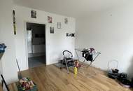 Gut geschnittene 3-Zimmer Wohnung in Linz/Bindermichl - große Loggia (7m²) - grüne Ruhelage, nah am Zentrum mit optimaler Verkehrsanbindung! WOHNUNG WIRD NOCH SANIERT!