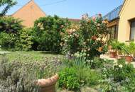 NEU RENOVIERTES EINFAMILIENHAUS MIT NEBENGEBÄUDE
