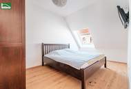 EIGENBEDARF ODER INVESTMENT MIT ca. 3,5% RENDITE! SEHR GUTER ZUSTAND! SANIERTE & MÖBLIERTE DACHGESCHOSS-WOHNUNG INKL. KÜCHE! SOFORT BEZIEH- ODER VERMIETBAR!