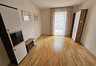 Familienhit! Traumhafte 4 - Zimmer Wohnung mit 63 m² südseitiger Terrasse und Carport