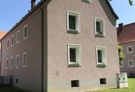 Leistbares Wohnen mit Wohlfühlfaktor! Helle, gemütliche Wohnung mit separater Küche und flexibel nutzbaren Räumen – ruhige und zentrale Lage am grünen Stadtrand von Steyr-Münichholz!