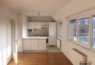 Teilweise Hofruhelage - Helle 2-Zimmerwohnung mit Terrasse und Weitblick (Mietbeginn 01.04.2026)