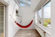 NÄHE SCHLOSS SCHÖNBRUNN | Tolle 2,5 Zimmer-DG-Wohnung | extra Küche | verbaute Loggia | ZELLMANN IMMOBILIEN