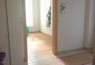 Vermietung Büro- oder Praxisraum mit Parkplätzen