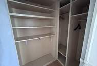 Gepflegte Dachgeschosswohnung in Schrick – Wohnkomfort mit Balkon, Keller und Parkplatz