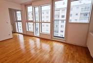 INNSTASSE, gepflegte 87 Neubau-Maisonette, 2 Zimmer, Komplettküche, Wannenbad, Parketten, 4. Liftstock