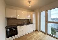 SKYLINEBLICK - DACHGESCHOSSWOHNUNG MIT TERRASSE UND LOGGIA - NÄHE U3