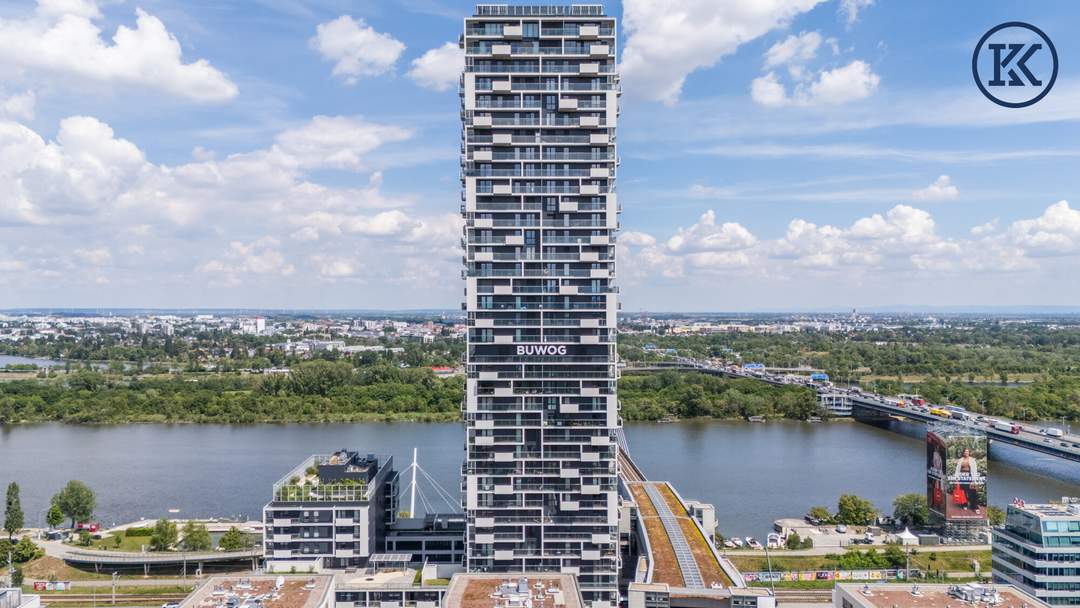 Marina Tower – Wohnen mit Blick aufs Wasser