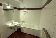 Helle 2-Zimmer Wohnung! Keine Anrufe - Anfragen nur per Mail!