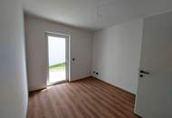 Erstbezug -Gartenwohnung! 3 Zimmer mit 2 Balkonen &amp; großem Privatgarten