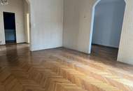 "Ihr Traumprojekt in 1130 Wien: Altbauvilla mit Ausbau-Potenzial!"