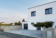 *NEUER PREIS* Lichtdurchfluteter Erstbezug in Theresienfeld - Garten und Garage inklusive !