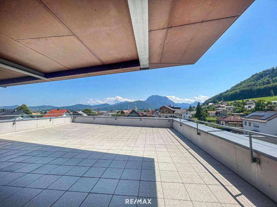 Großzügige Dachgeschoss-Wohnung mit toller Terrasse in Pinsdorf