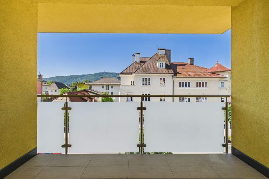 Sonnige &amp; neuwertige 2-Zimmer-Wohnung samt Loggia im Zentrum von Pörtschach mit Pyramidenkogel Blick, Wohnung-kauf, 373.000,€, 9210 Klagenfurt Land