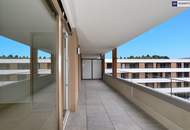 Herrliche Drei-Zimmer-Wohnung mit riesigen FREIFLÄCHEN und Garagenplatz! Schlossbergblick!