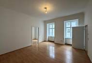 Ruhige Altbauwohnung mit 3 Wohnräumen - UNBEFRISTET // Quiet Period Apartment - UNLIMITED RENT //