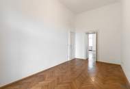 NÄHE 1. BEZIRK, DONAUKANAL UND AUGARTEN | Stilaltbauwohnung mit Potenzial | ca. 3,60 m Raumhöhe | Teils Hoflage | Rembrandtstraße