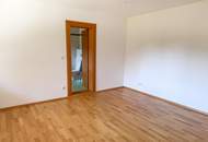Zentral gelegene Wohnung - frisch renoviert - eigener Eingang