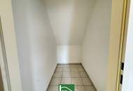 Freundliche DG-Wohnung in Sechshaus - 5 Gehminuten zu U4 und U6! Schlafzimmer in Hofruhelage!