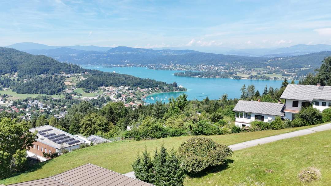 Grundstück mit atemberaubendem Wörthersee-Panorama