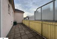 MÖBLIERTE SINGLEWOHNUNG MIT SONNIGER DACHTERRASSE - nahe Währinger Straße