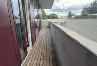 Möblierte Balkonwohnung mit 2 Zimmern - in den TrIIIple Towers