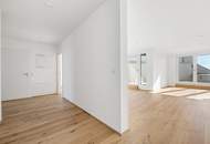 Wunderschöner Erstbezug! Lichtdurchflutete 4-Zimmer-Dachgeschoßwohnung | Tischlerküche | Zwei Bäder | Terrasse mit Weitblick und Privatsphäre