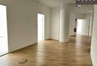 + + + BÜROS MIT AUSBLICK + + + DONAU-CITY + + + ANDROMEDA TOWER + + +