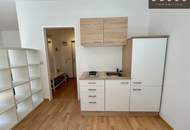 | CHARMANTE 1-ZIMMER-WOHNUNG | HELL & GEMÜTLICH | 1. OBERGESCHOSS | IM GRÜNEN UND DOCH IN DER STADT