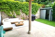 Exquisites Wohnen mit großzügiger Sonnen-Terrasse und Schwimmbiotop