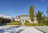 Villa mit Nebengebäude und Pool in Top-Ruhelage