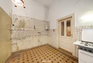 Charmante Altbauwohnung mit Entwicklungspotenzial in Bestlage des 7. Bezirks