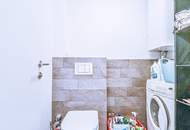 Renovierte Dachgeschoßwohnung mit Lift im beliebten Saggen!