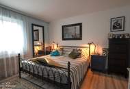 Zwei Häuser, ein Grundstück: Ihr neues Zuhause mit laufenden Mieteinnahmen