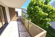 Investieren mit Grünblick und Nachhaltigkeit! Photovoltaik + Wärmepumpe! Großer, hofseitiger Balkon + Blick ins Grüne + Komplette Ruhelage + Energieeffizienz + Perfekte Anbindung und Nahversorgung! Jetzt zugfreifen!