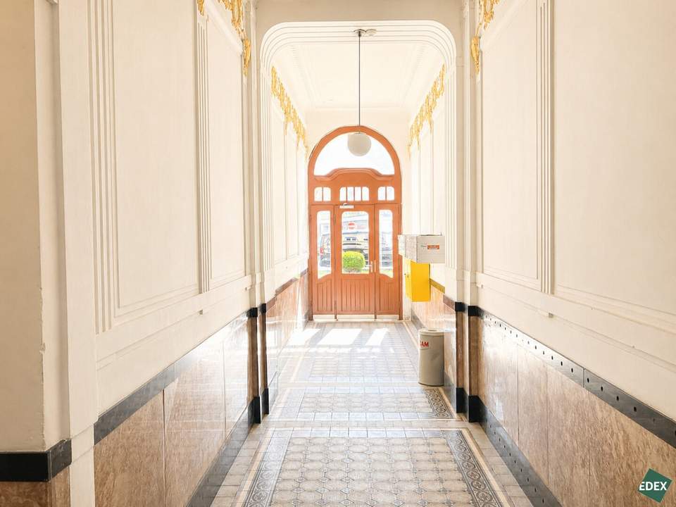 NEU IM ANGEBOT – Charmante Altbauwohnung mit Entwicklungspotenzial in Hernals