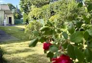 Herrliche Altbauvilla - absolute Grünruhelage - 190 m² Wfl. - 1.100 m² Garten mit Pool