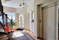 ELITÄRES, BARRIEREFREIES HAUS MIT PERSONENLIFT IN SCHÖNER ZENTRALER AUSSICHTSLAGE