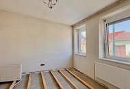 Ehemaliges Bauernhaus mit Nebengebäuden
