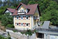 Zweifamilienhaus in begehrter Grünlage mit Waldanteil