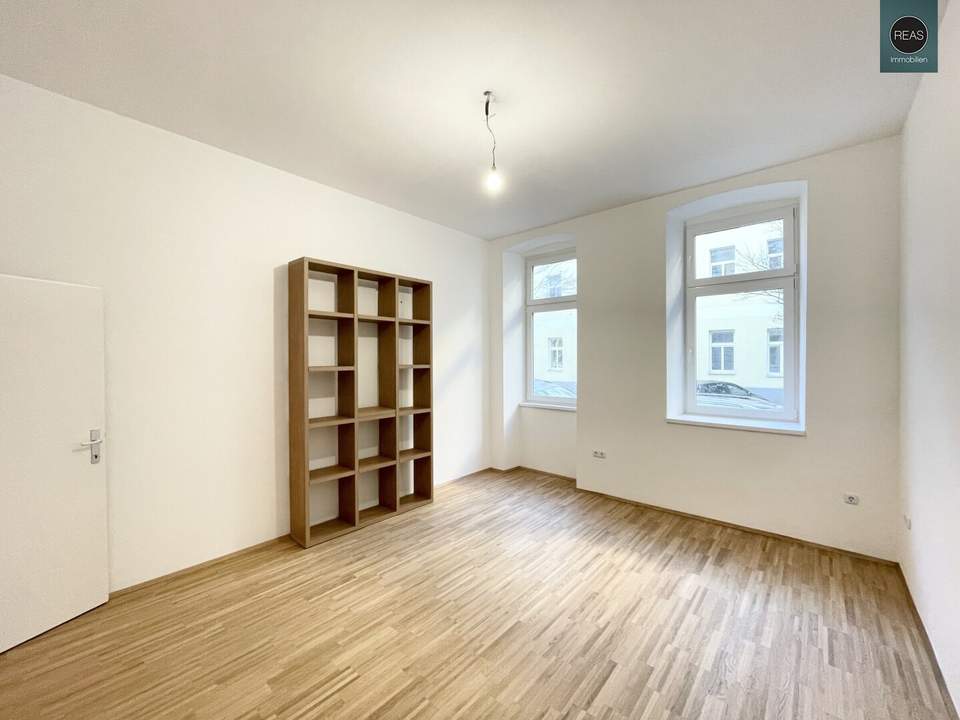 Hochwertig vor kurzem renoviertes Büro beim Augarten!