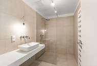 Wohnen, wo andere Urlaub machen: Erstklassige 5-Zimmer-Wohnung am Wasser mit 70m2 Balkon