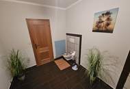 Lichtdurchflutete 3 - Zimmer Wohnung mit separtem Eingang und Eigengarten in ruhiger Siedlungslage