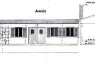 Großes Einfamilienhaus mit Veranda und Wirtschaftsanbau mit uneinsichtigen Garten + Ausbaupotential!