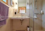 ++ TRAUMBLICK über den gesamten Neusiedler See ++ Architektenvilla mit weitläufigem Garten und traumhaftem Seeblick in idyllischer Lage! + Teilung und weitere Bebauung des Grundstückes möglich