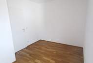 UNBEFRISTET - tolle Loggia - Helle 5-Zimmer Neubau Maisonette-Wohnung mit separater Küche, Lift, Gartennutzung und Garagenplatz optional