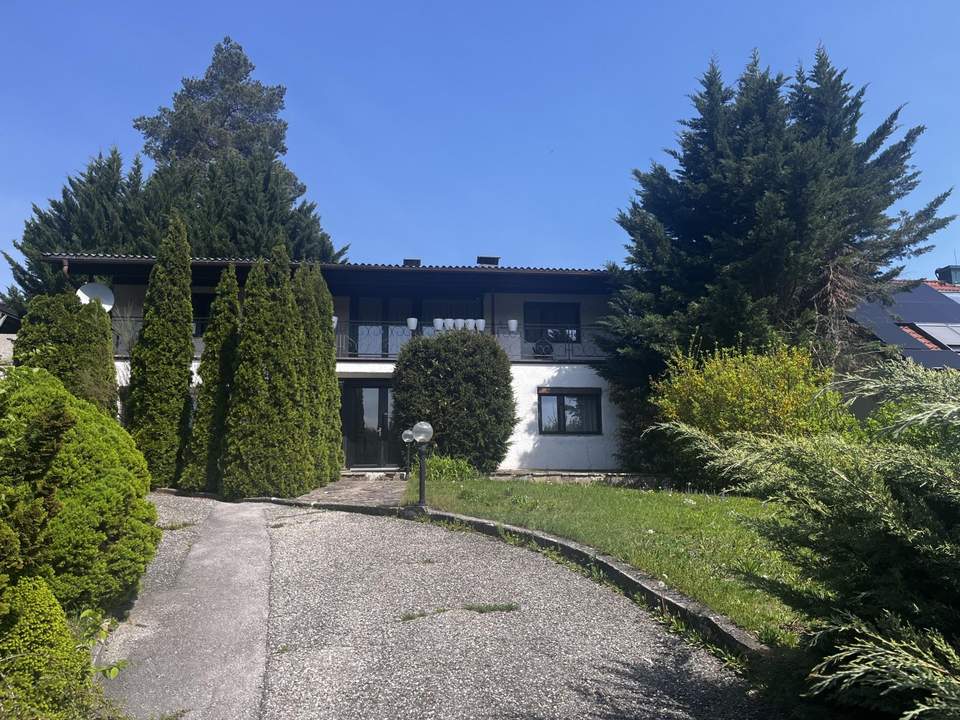 "Solides Haus mit herrlichem Ausblick"