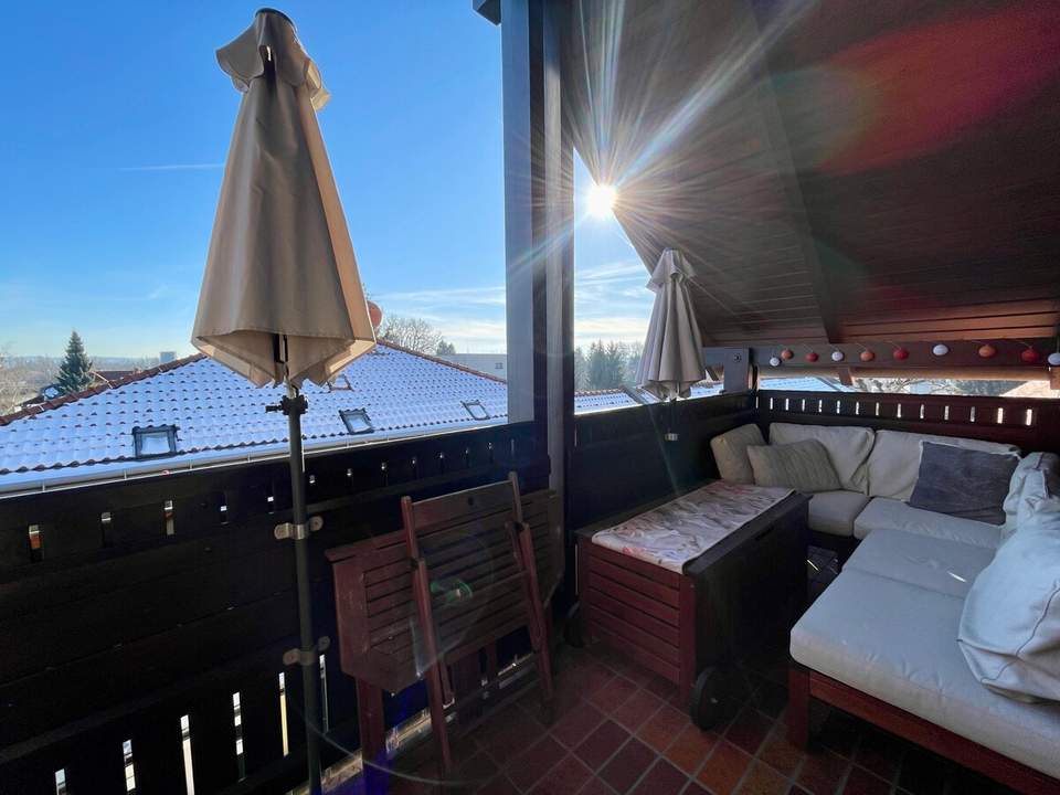 LIEBENAU: helle 4-Zi.-Wohnung mit 2 Balkonen &amp; Freistellplatz nahe Murpark - Messendorf!