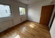 Moderne 3-Zimmer-Wohnung mit Loggia und Einbauküche